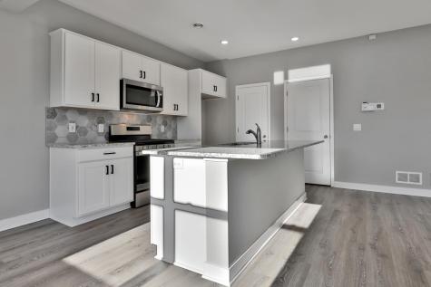 12703 Erskin St NE Blaine MN 55449