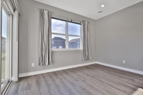 12703 Erskin St NE Blaine MN 55449