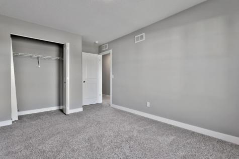 12703 Erskin St NE Blaine MN 55449