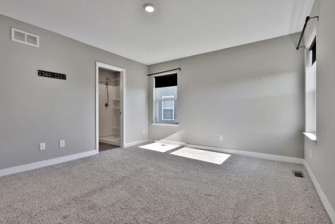 12703 Erskin St NE Blaine MN 55449