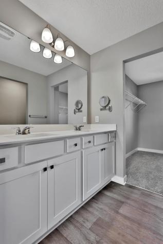 12703 Erskin St NE Blaine MN 55449