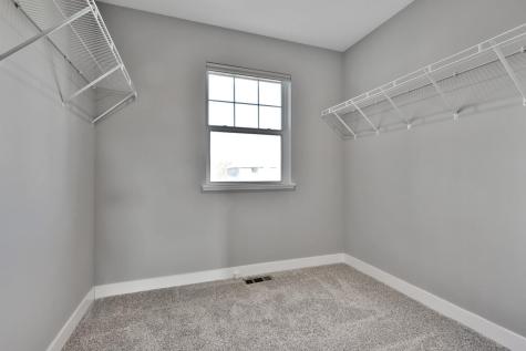 12703 Erskin St NE Blaine MN 55449