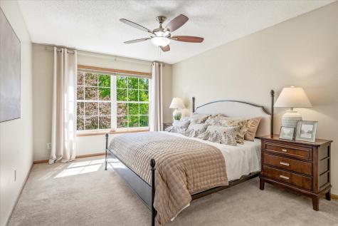 9020 Parkside Drive Woodbury MN 55125