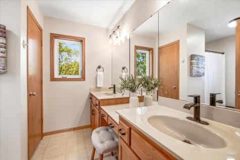 9020 Parkside Drive Woodbury MN 55125