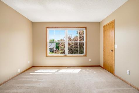 9020 Parkside Drive Woodbury MN 55125