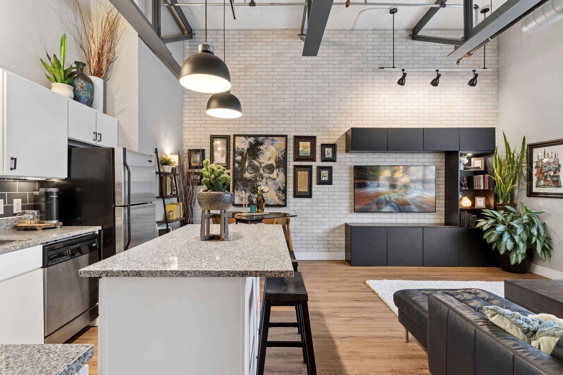 111 E Franklin Avenue Minneapolis MN 55404