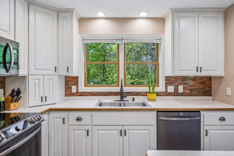 9589 183rd Avenue SE Becker MN 55308