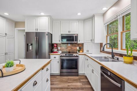9589 183rd Avenue SE Becker MN 55308