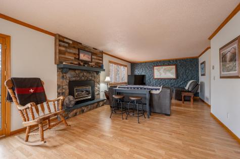 2114 SW 3rd Avenue Grand Rapids MN 55744
