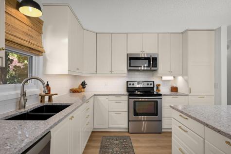 14895 Easter Avenue Apple Valley MN 55124