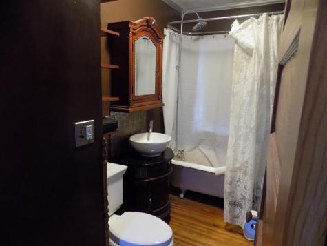 1009 South Street Jackson MN 56143