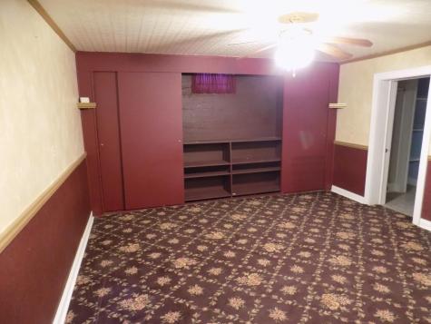 1009 South Street Jackson MN 56143