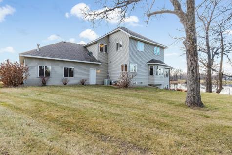 1197 Moorstone Drive NE Alexandria MN 56308
