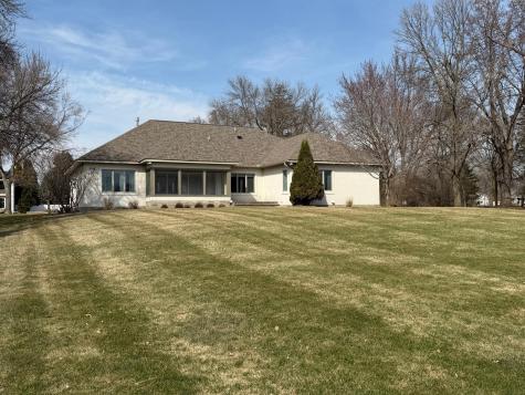 417 Golf Terrace Litchfield MN 55355