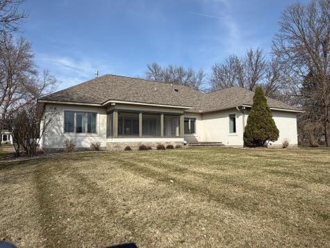 417 Golf Terrace Litchfield MN 55355