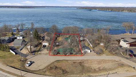 1250 E Shore Drive Detroit Lakes MN 56501