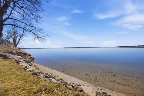 1250 E Shore Drive Detroit Lakes MN 56501