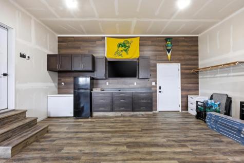 102 Annies Way Mapleton ND 58059