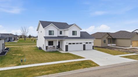 102 Annies Way Mapleton ND 58059