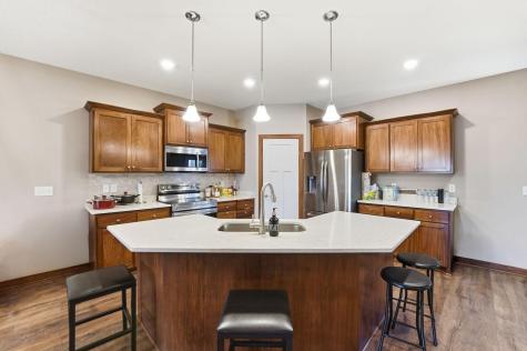 8011 Winfield Road Rockford MN 55373