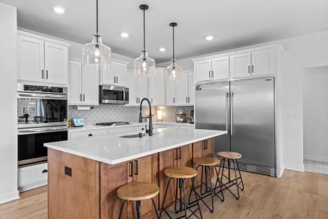 20391 Greengate Court Lakeville MN 55044