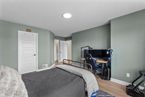 20391 Greengate Court Lakeville MN 55044