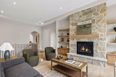 751 W 96th Street Chanhassen MN 55317