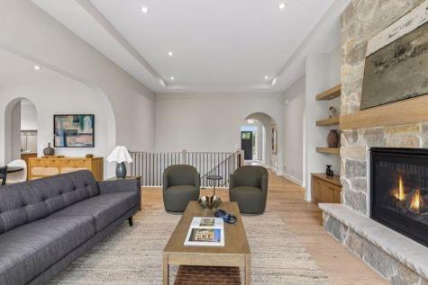 751 W 96th Street Chanhassen MN 55317