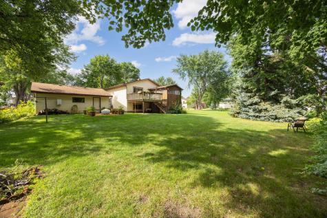 37 Ben Nevis Lane Waite Park MN 56387
