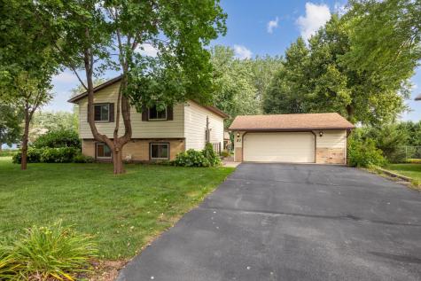 37 Ben Nevis Lane Waite Park MN 56387