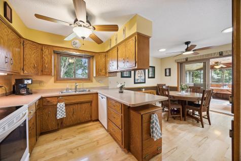 37 Ben Nevis Lane Waite Park MN 56387