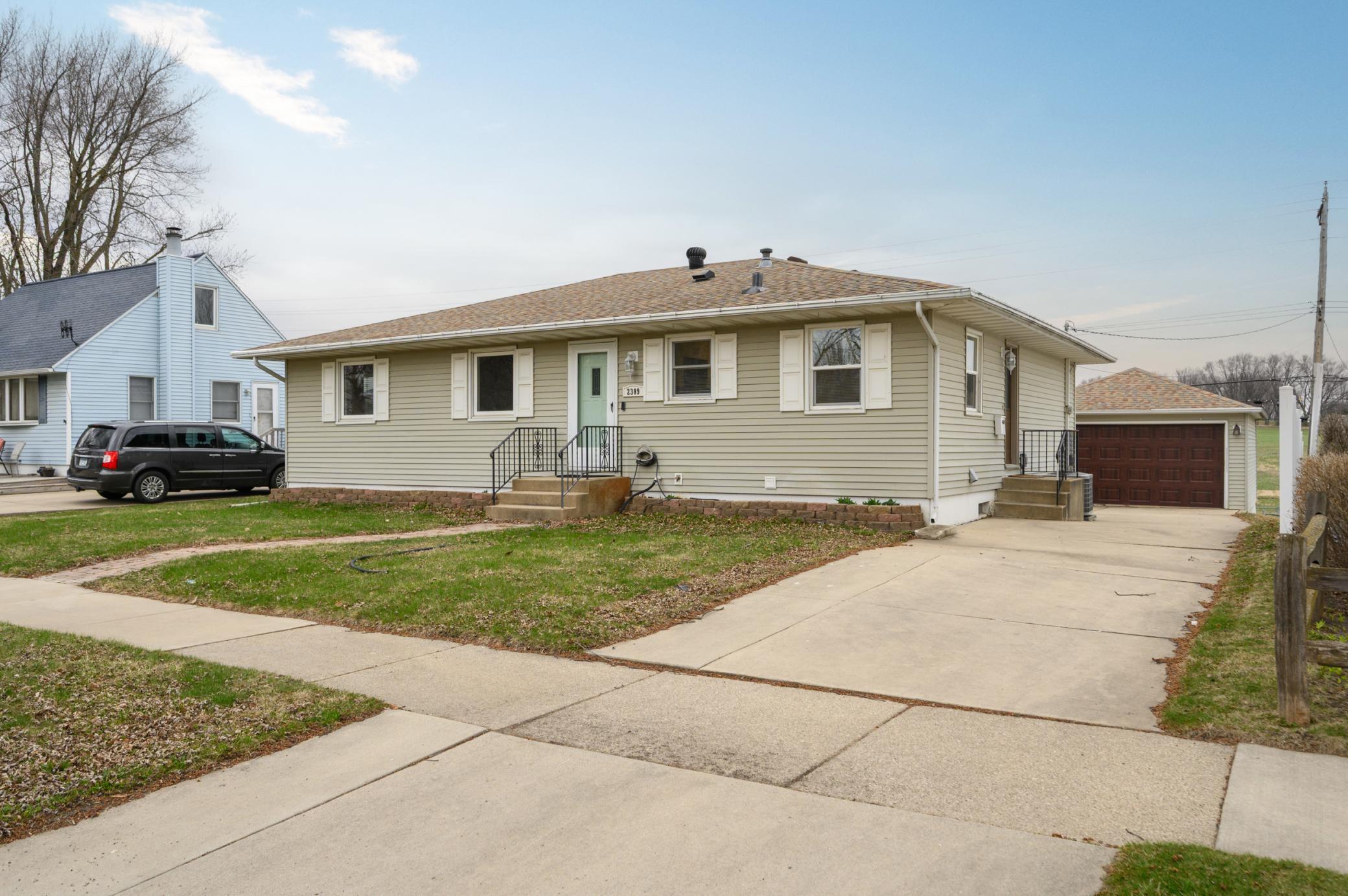 2309 26th Street NW Rochester MN 55901
