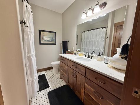 910 Lake Forest Circle Detroit Lakes MN 56501