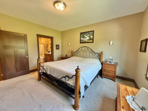 910 Lake Forest Circle Detroit Lakes MN 56501