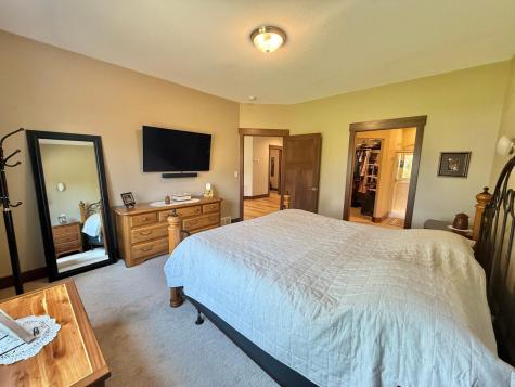 910 Lake Forest Circle Detroit Lakes MN 56501