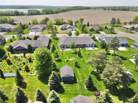 910 Lake Forest Circle Detroit Lakes MN 56501