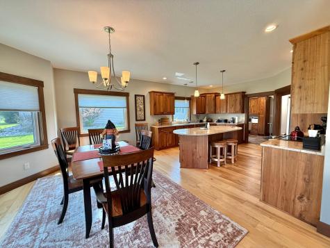 910 Lake Forest Circle Detroit Lakes MN 56501