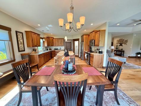 910 Lake Forest Circle Detroit Lakes MN 56501