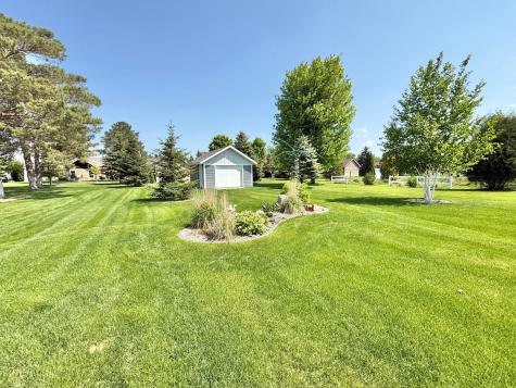 910 Lake Forest Circle Detroit Lakes MN 56501