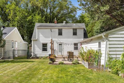 1534 10th Street S Fargo ND 58103