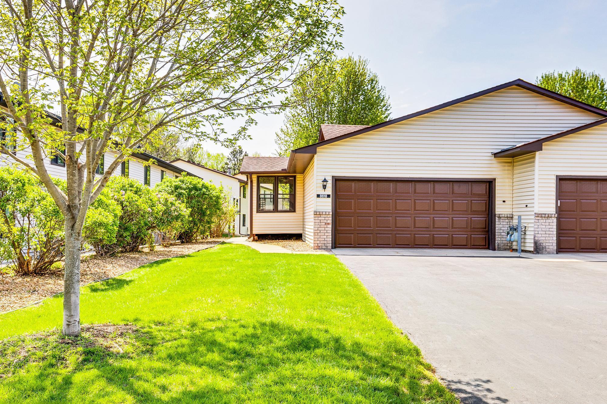 8618 134th Street W Apple Valley MN 55124