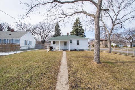 904 18th Street S Fargo ND 58103