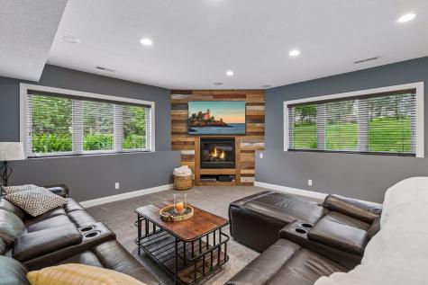 18291 Jacquard Path Lakeville MN 55044
