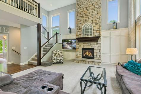 18291 Jacquard Path Lakeville MN 55044