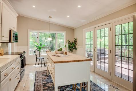 15319 Lake Street Extension Minnetonka MN 55345