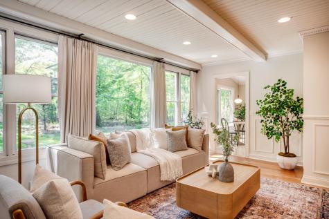 15319 Lake Street Extension Minnetonka MN 55345