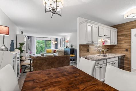 215 Barry Avenue S Wayzata MN 55391