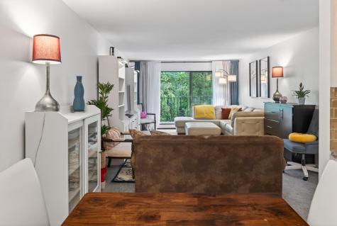 215 Barry Avenue S Wayzata MN 55391