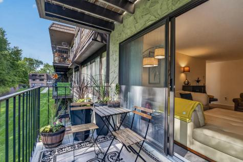 215 Barry Avenue S Wayzata MN 55391
