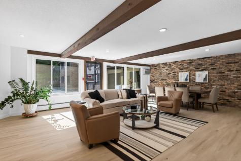 215 Barry Avenue S Wayzata MN 55391